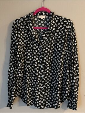 LOFT Black and White Heart-Print Button-Down Shirt